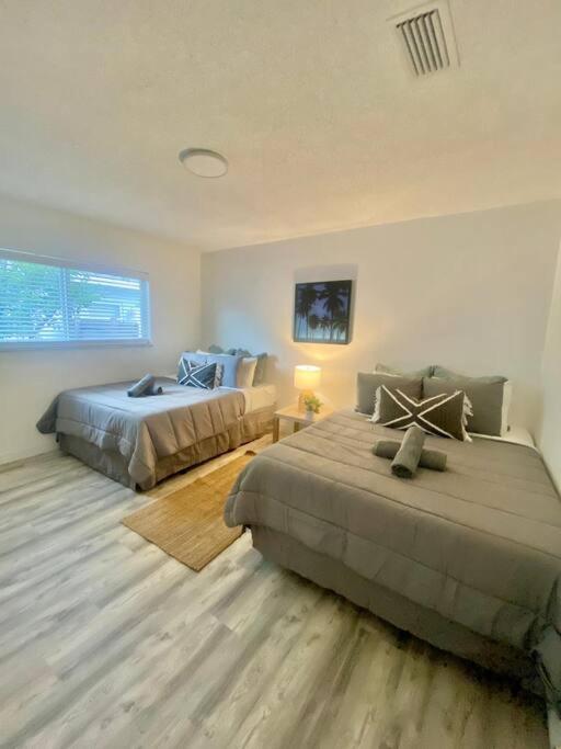 Beautiful & Relax Family House 2/1- Free Parking Villa Miami Bagian luar foto