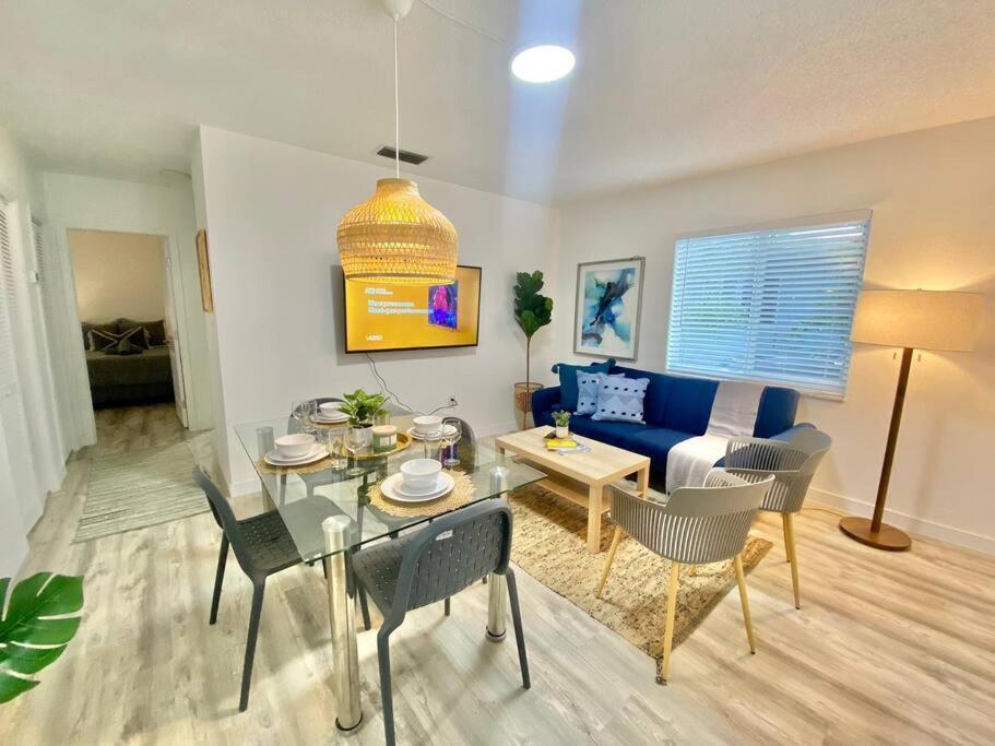 Beautiful & Relax Family House 2/1- Free Parking Villa Miami Bagian luar foto