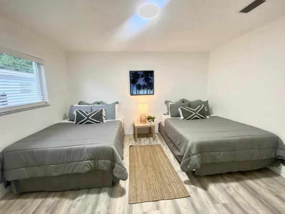 Beautiful & Relax Family House 2/1- Free Parking Villa Miami Bagian luar foto